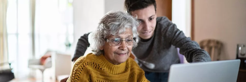 Computer lessons for seniors Melbourne