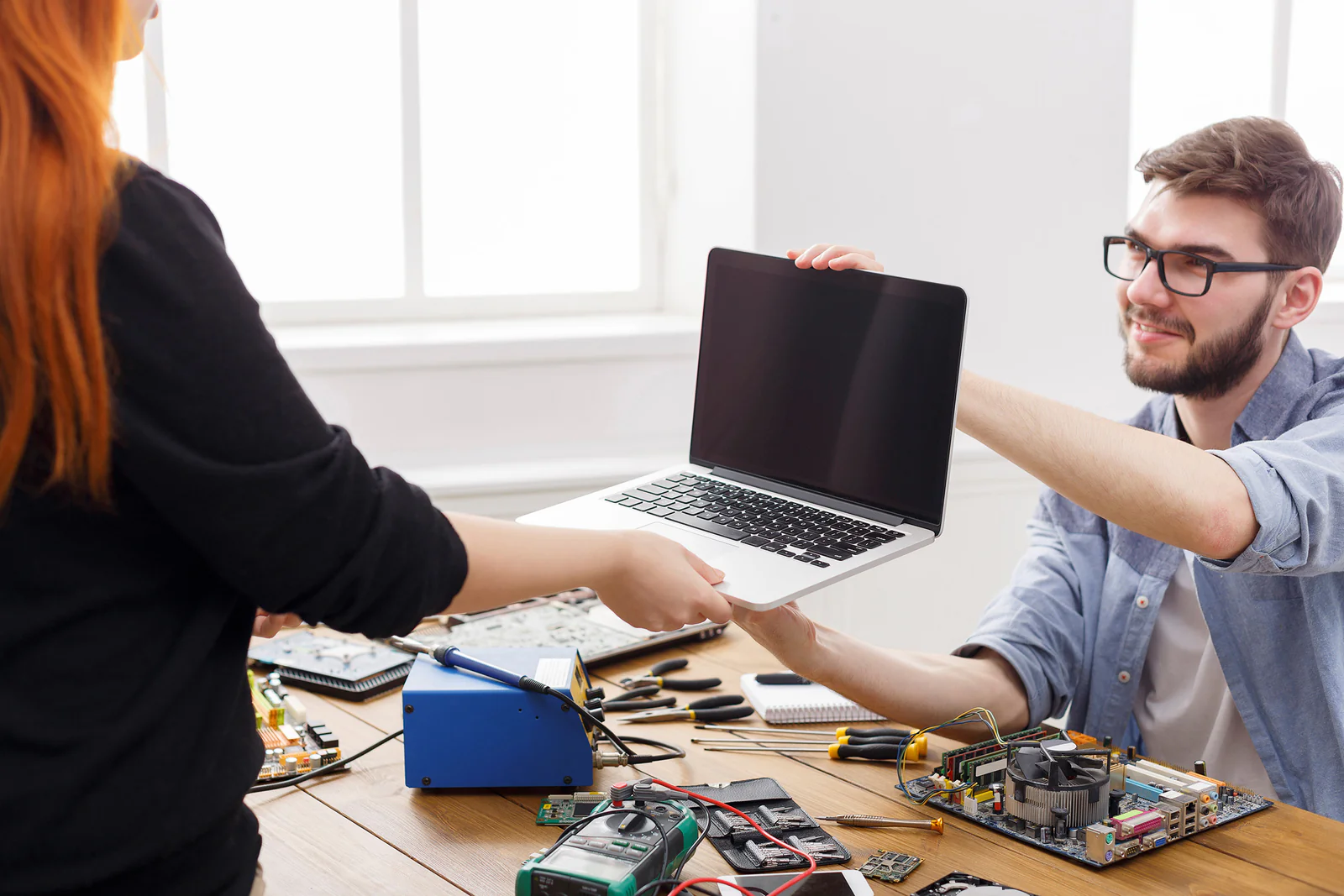 New Computer Setup Melbourne – In-Home Setup & Data Transfer - Fixable